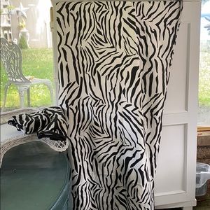 NWOT ZEBRA SHOWER SO COOL!